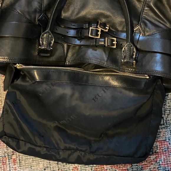 Black Soft Leather Burberry Bag - Picture 6 of 6